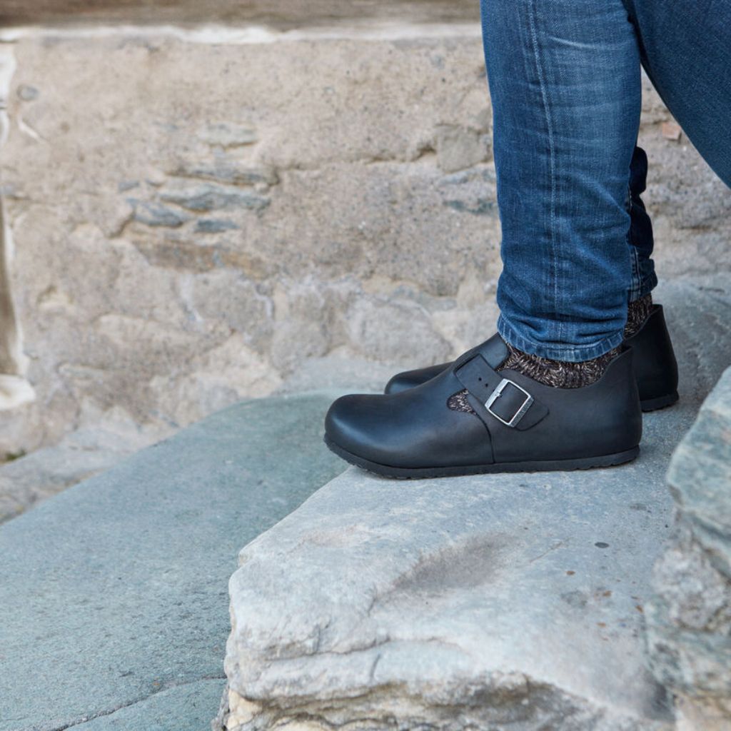 London Oiled Leather - Black